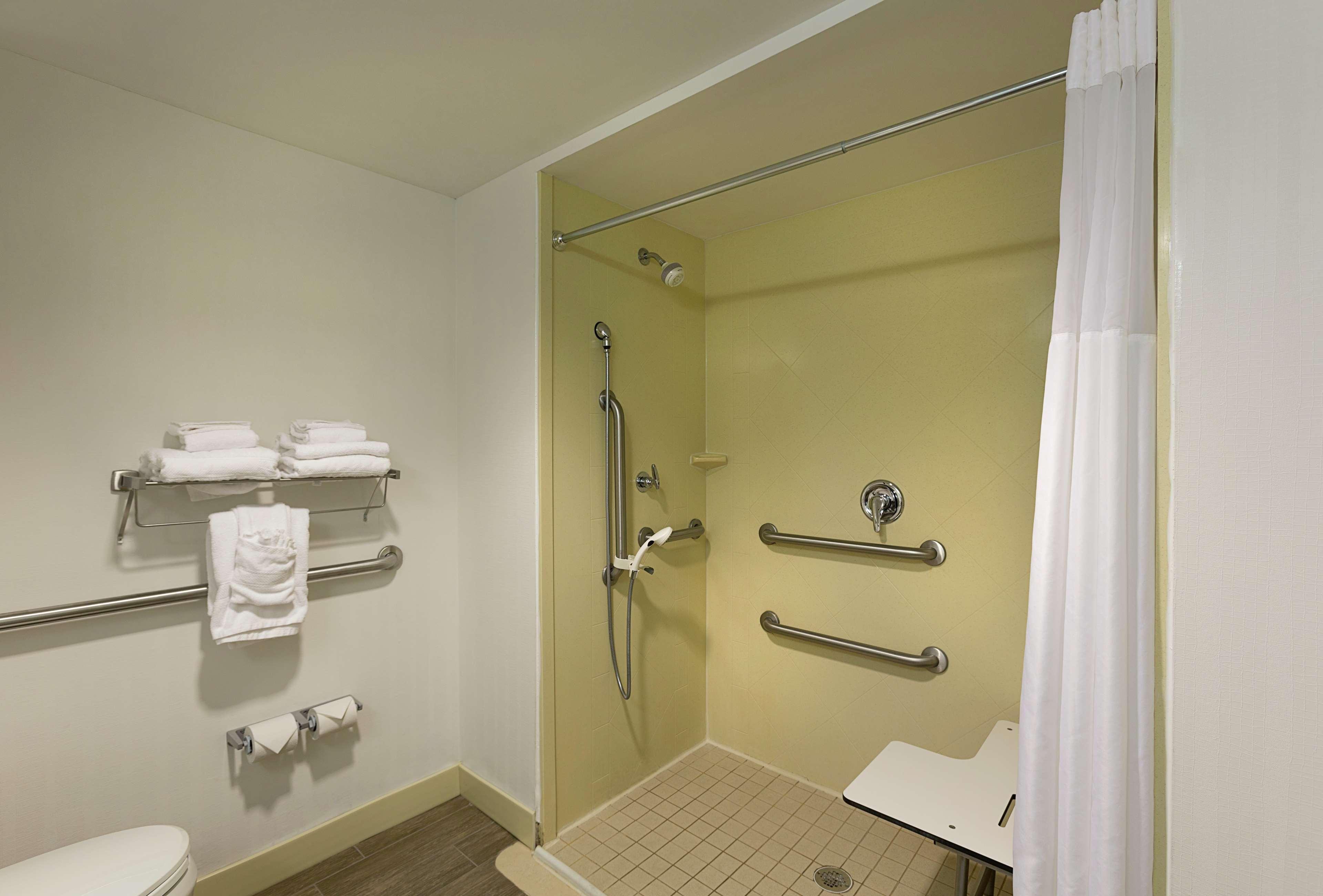 Hampton Inn Belmont At Montcross Exteriér fotografie