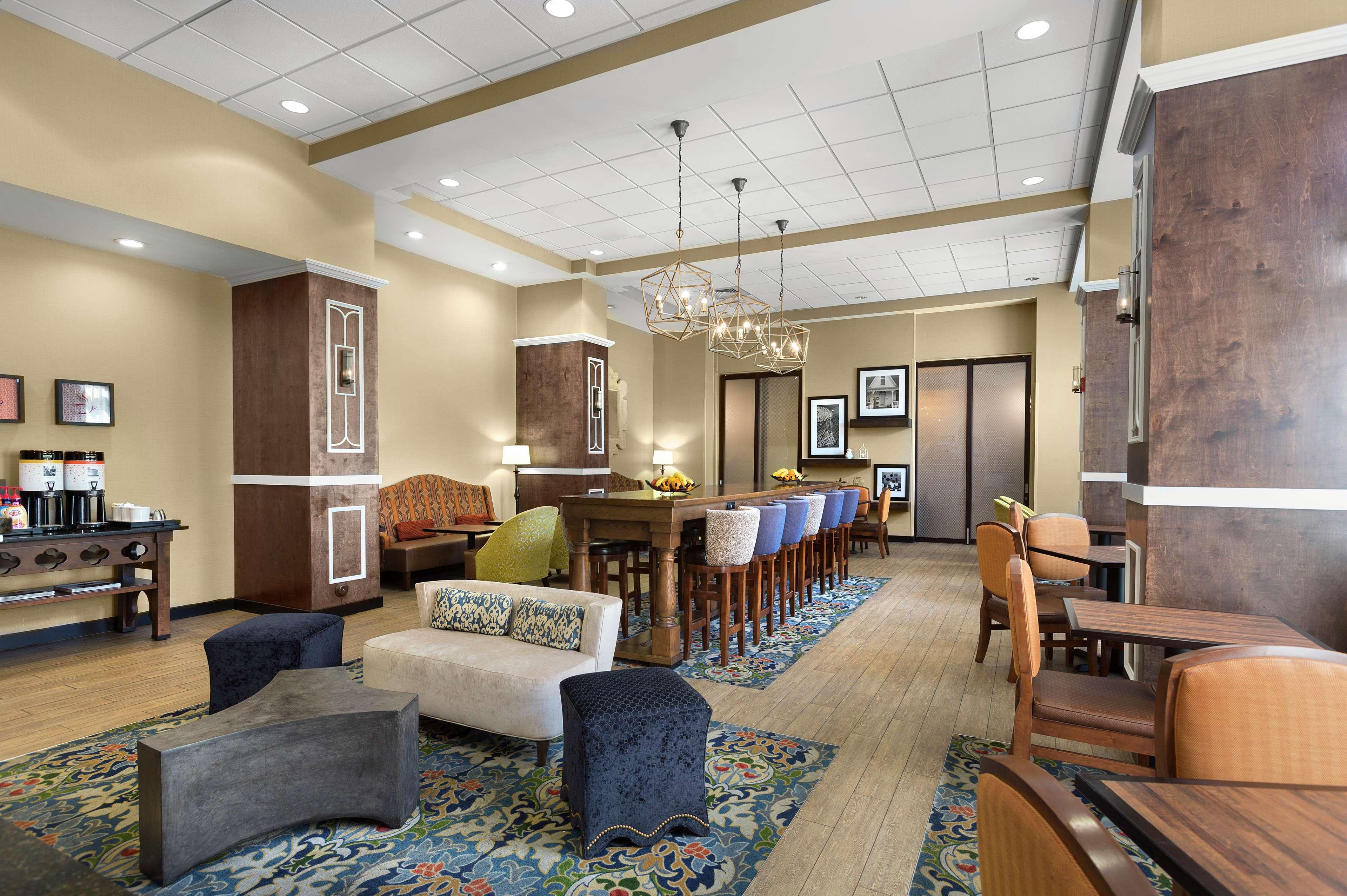 Hampton Inn Belmont At Montcross Exteriér fotografie