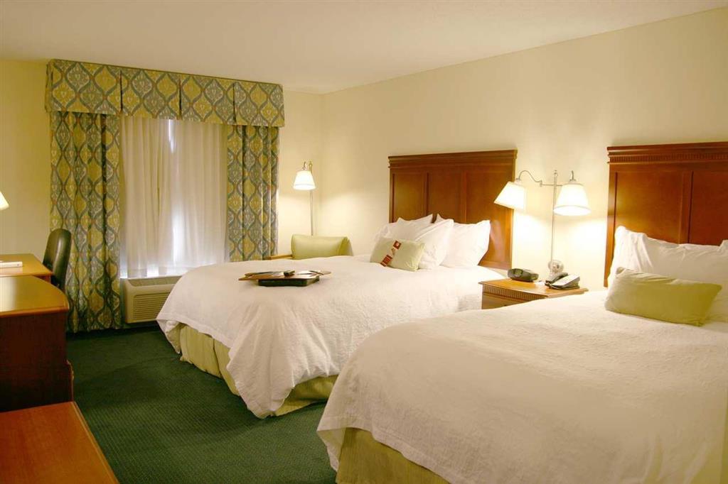 Hampton Inn Belmont At Montcross Pokoj fotografie