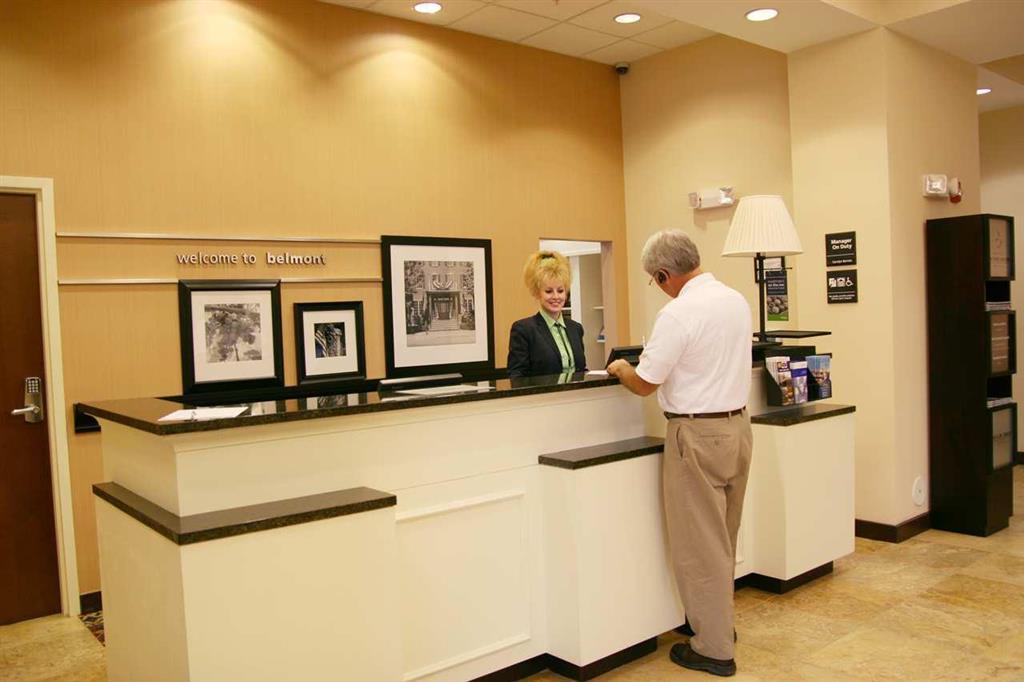 Hampton Inn Belmont At Montcross Interiér fotografie